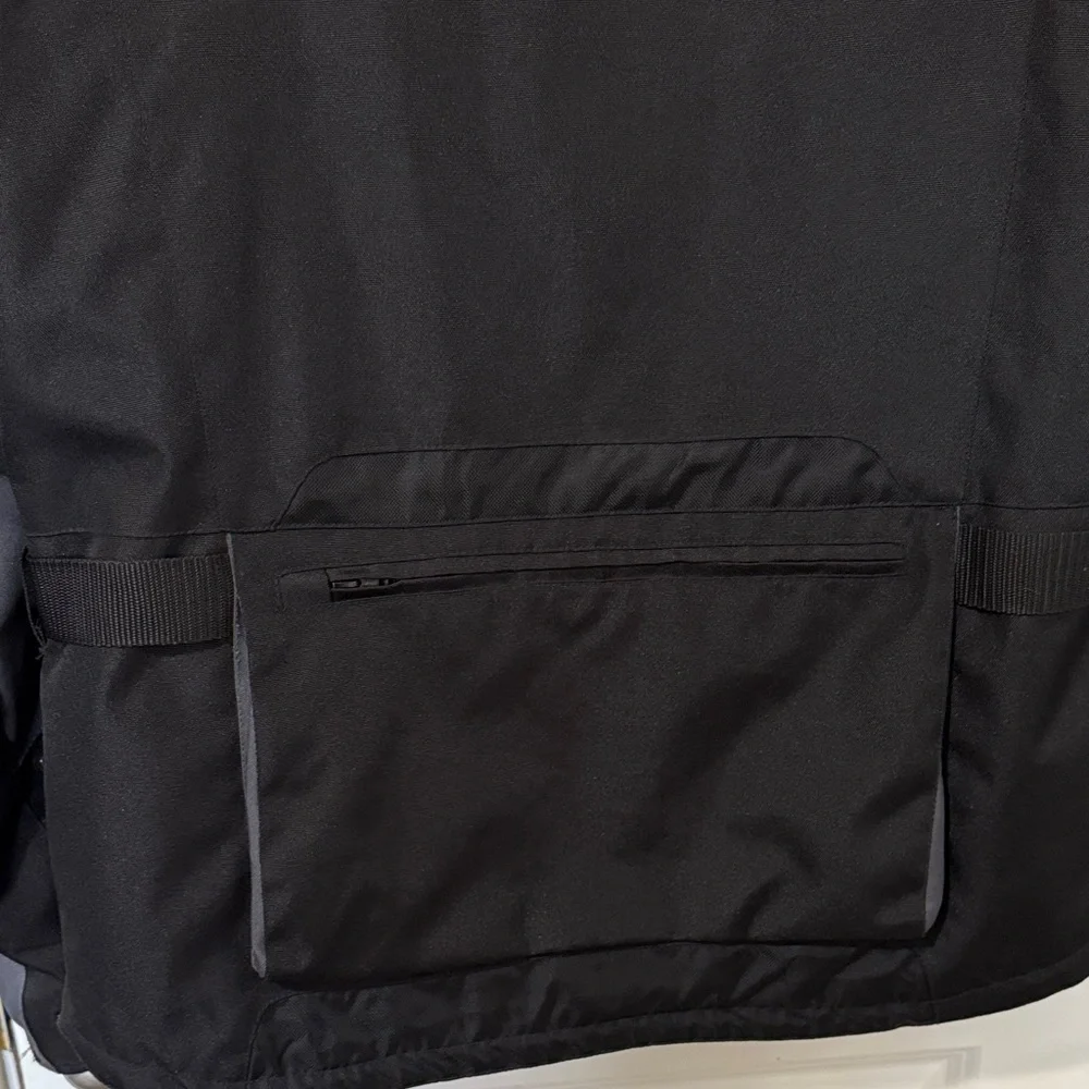 Heated Performance Jacket - Black and Gray - Picture 14 of 17